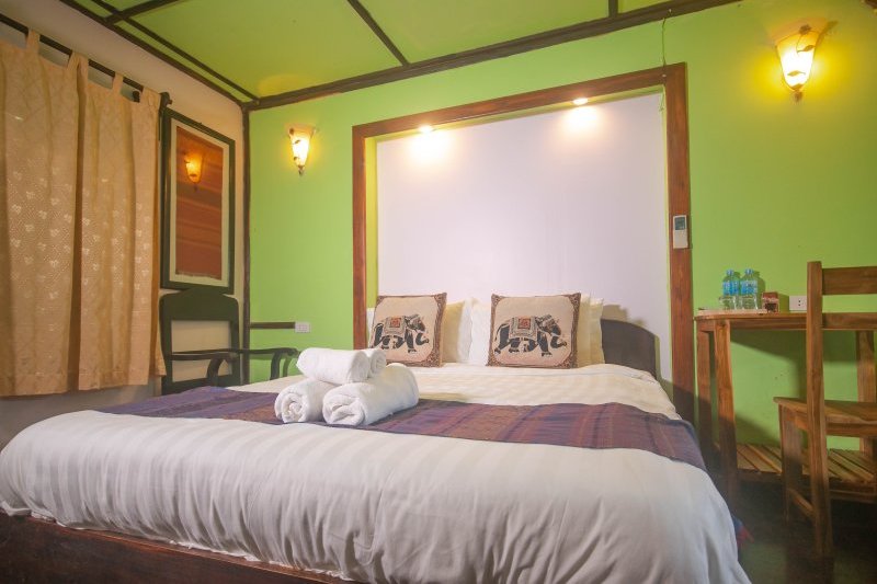 Y Not Lao Hotels