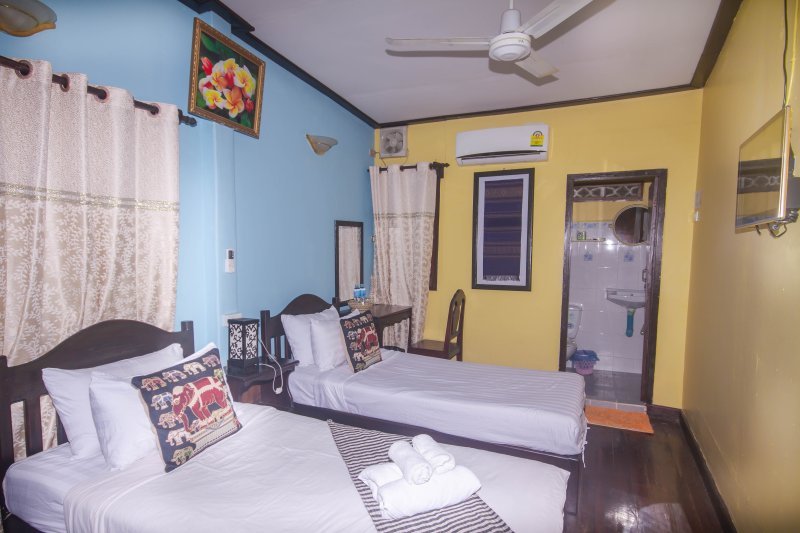 Y Not Lao Hotels